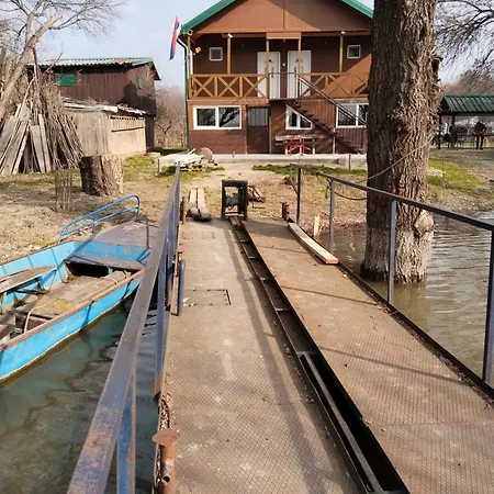 Vikendica Dunavska Terasa Lodge Belgrado